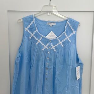 BNWT!  Eileen West 100% cotton nightgown - Sz L